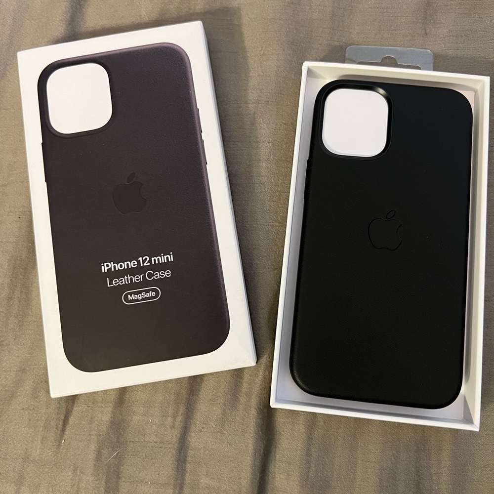 Apple iPhone 12 Mini Leather Case Magsafe